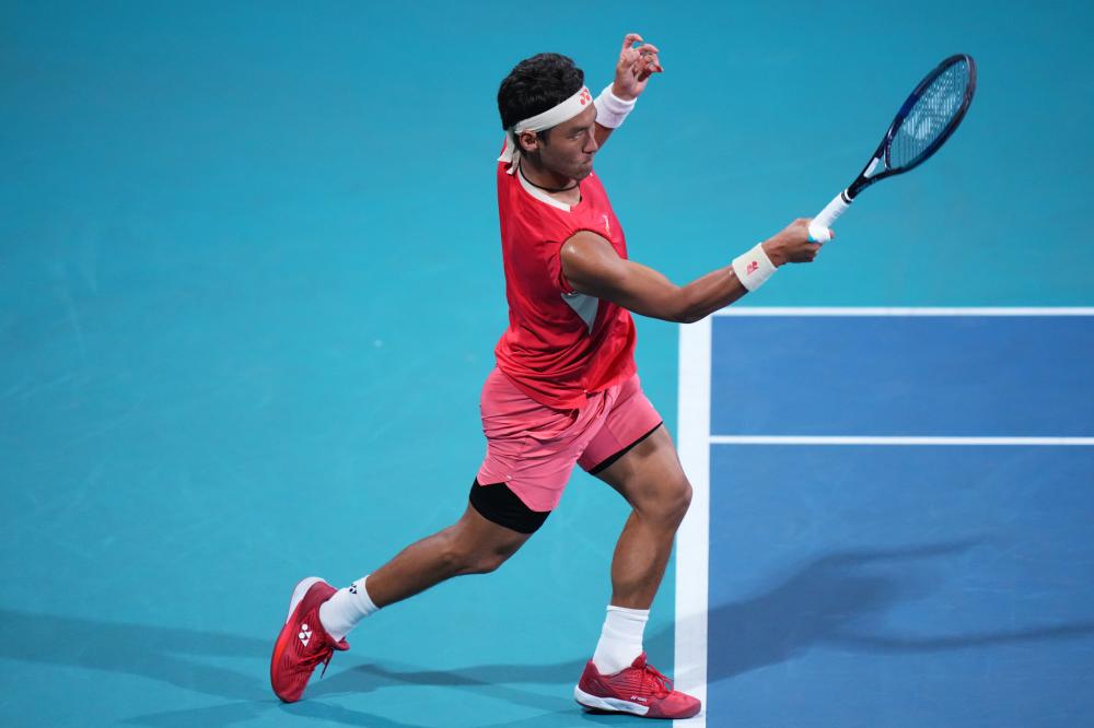 地面训练开 地面训练开